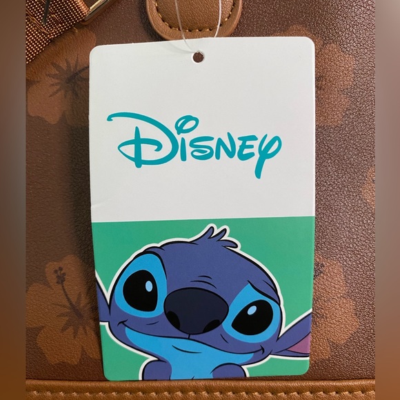 Disney “Stitch” Bioworld 20” Rolling Duffle Bag Luggage - Brown Floral - Picture 11 of 12